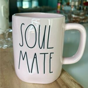 💕Rae Dunn Pink 'Soul Mate' Mug